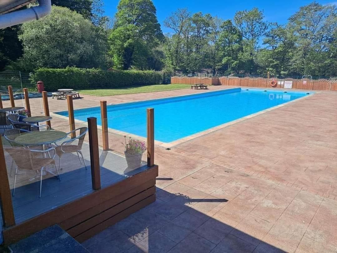 Chalet 64, Lakeside, Glan Gwna Holiday Park Κερνάρφον Εξωτερικό φωτογραφία